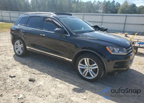 2012 Volkswagen Touareg V6 z USA, uszkodzony, nr VIN WVGEF9BP0CD011365